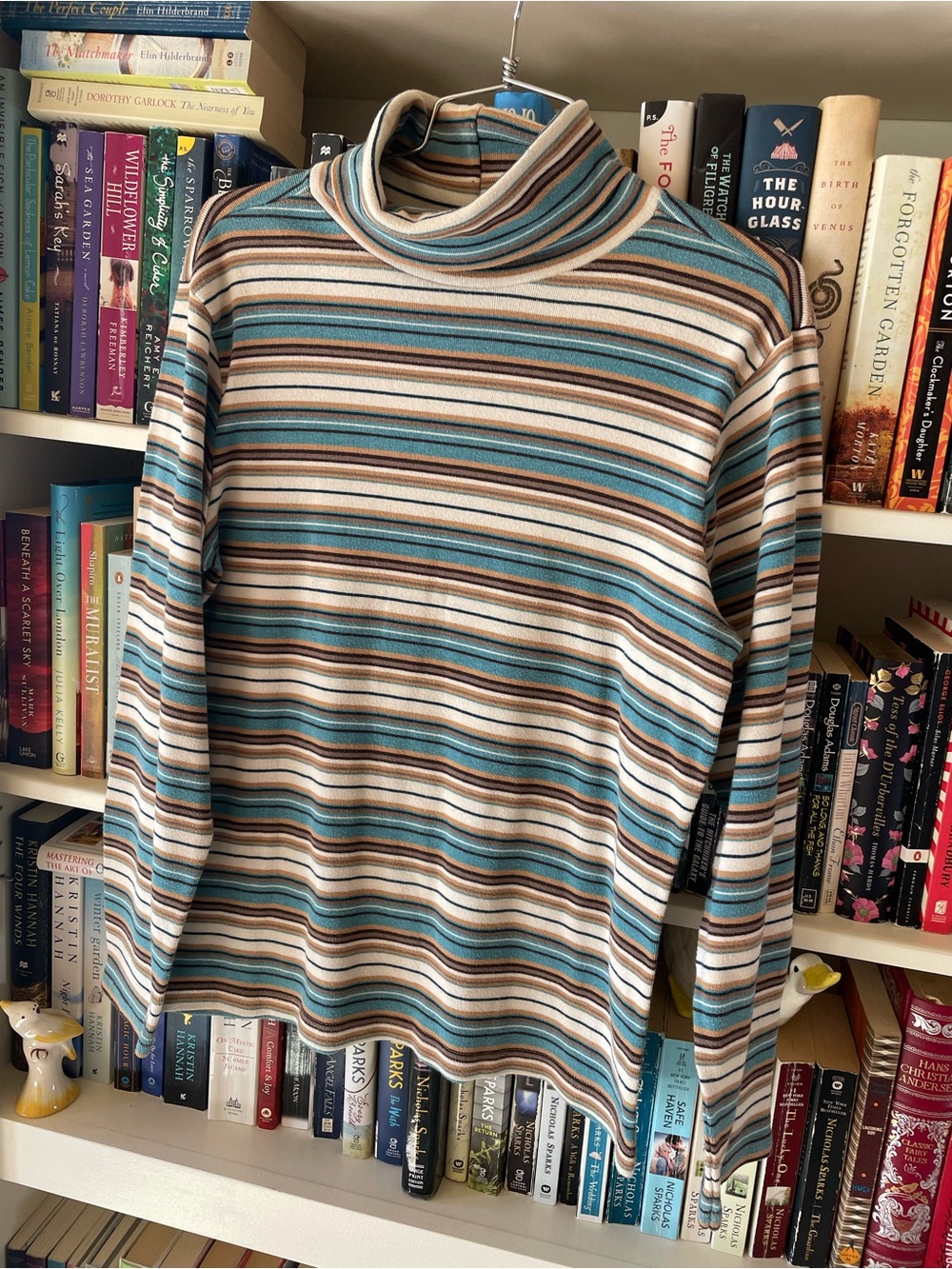 vintage Bobbie Brooks blue and beige striped turtleneck knit long sleeve